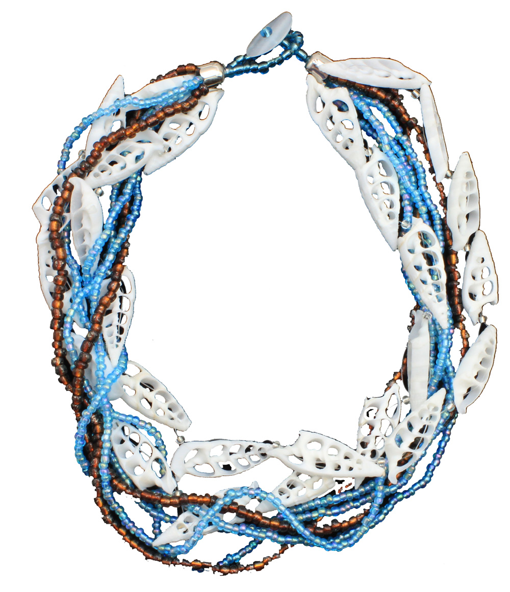 HE025 Fiji Brown Blue Beaded Necklace 19"L - Image 1